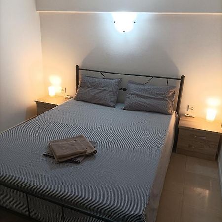Appartamento L&K Location Next To Center Of Atene Esterno foto